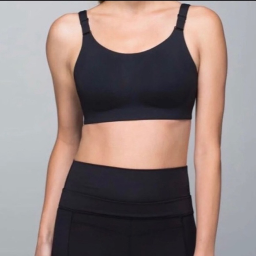 Lululemon Booby Bracer Sports Bra 34DD